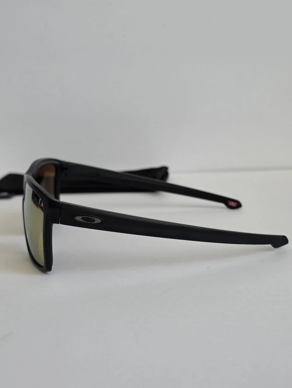 Oakley Sliver Sunglasses